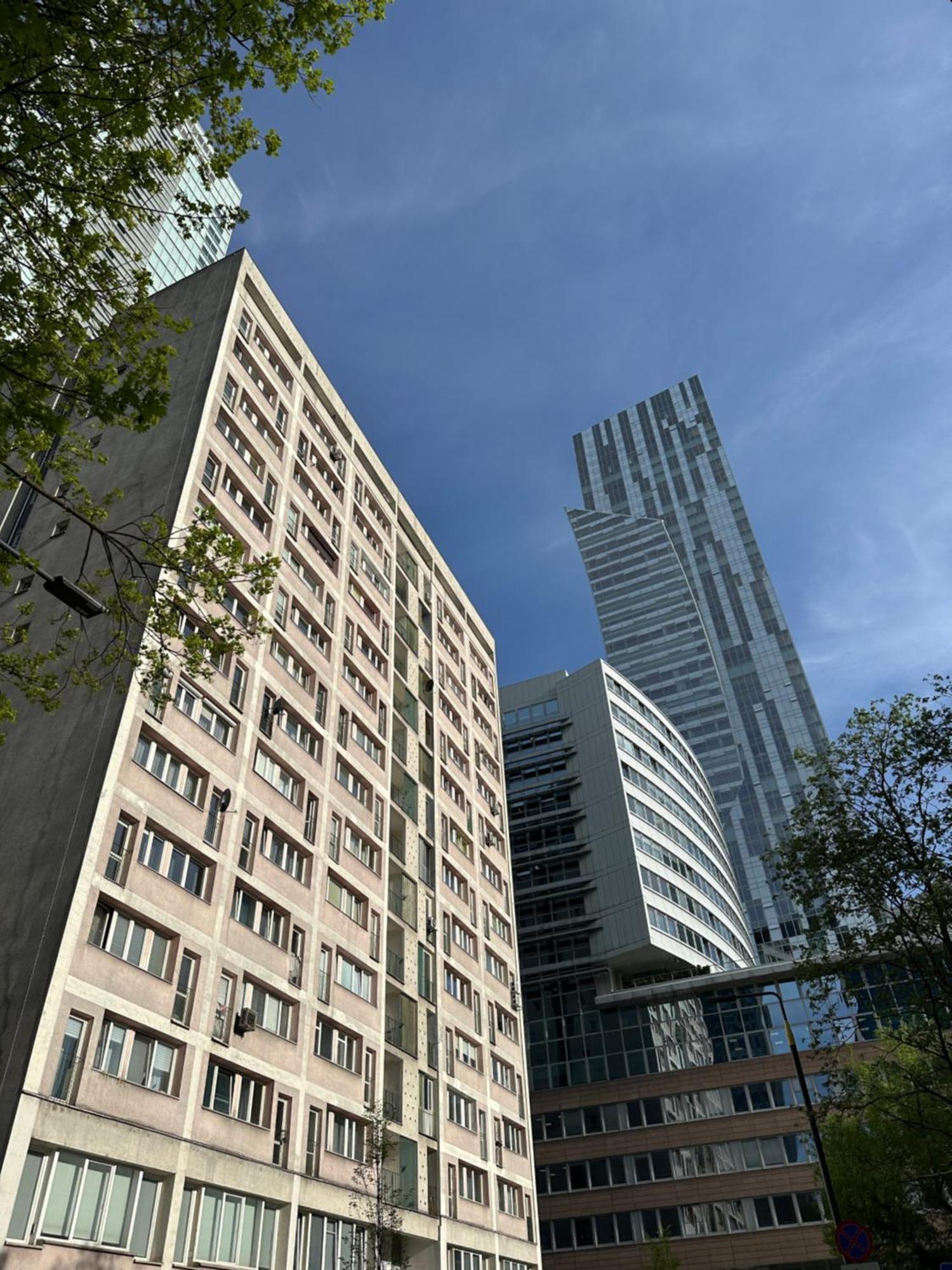 I * Warszawa